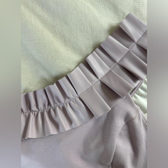 NWT Anthropologie One Should Faux Leather Detail Ruffle Top - Picture 3 of 3
